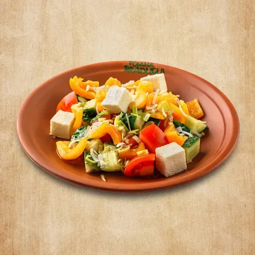 Salată „Ca la țară”